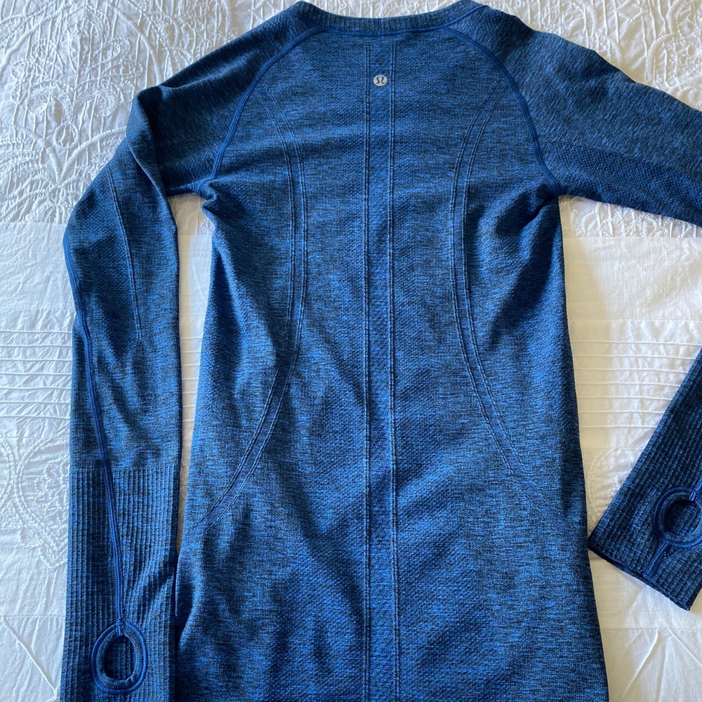 Lululemon Long-Sleeve Blue Shirt